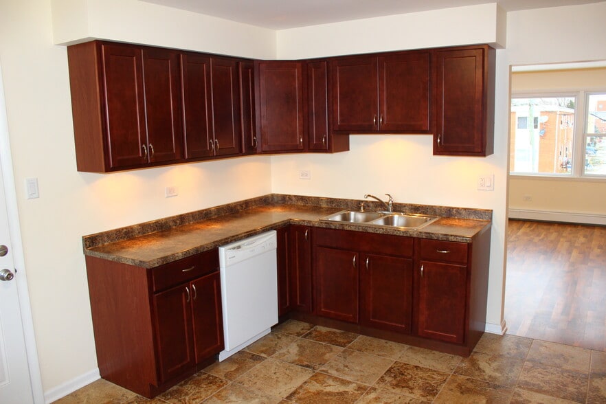 Building Photo - 14455 Jefferson Ave