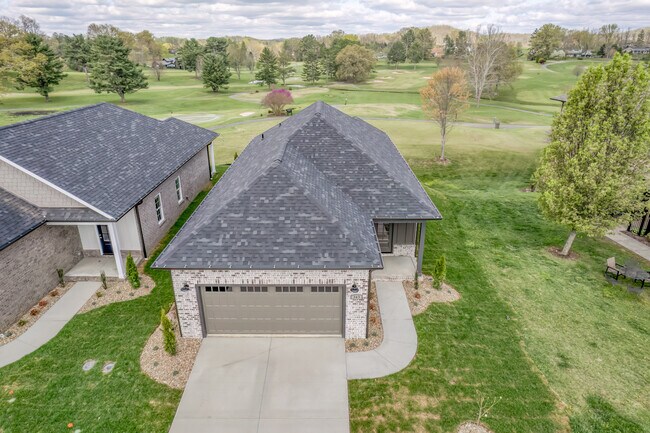 Building Photo - 307 Monroe Dr