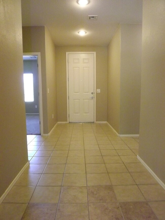 Building Photo - **WONDERFUL SINGLE STORY HOME IN 55+ "SUN CITY ANTHEM SOLERA!!"