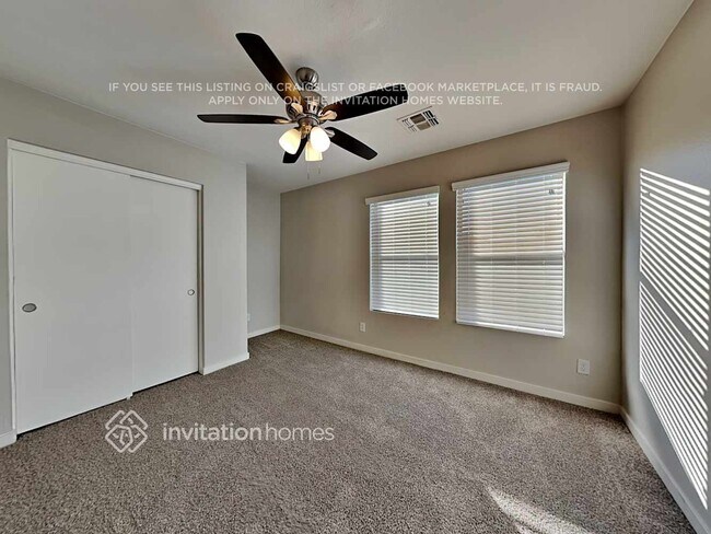 Building Photo - 11178 W Garfield St