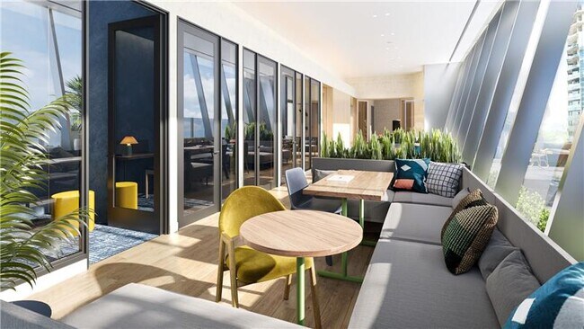 Building Photo - 320 W 6th St