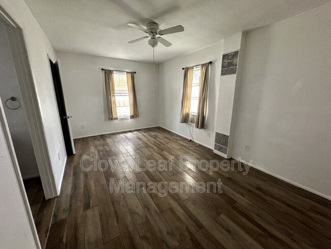 Building Photo - 317 Kashmuir Pl