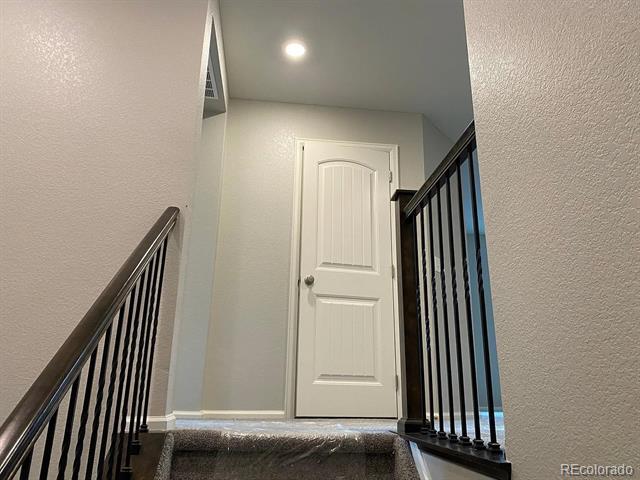 Building Photo - 21250 E Radcliff Pl