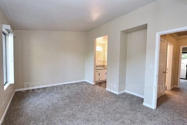 Building Photo - 5828 Alorn Ln