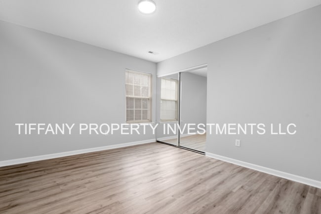 Building Photo - 1435 Highfield Ct