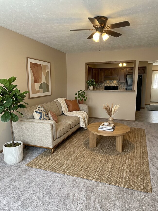 Building Photo - 1173 S Main St