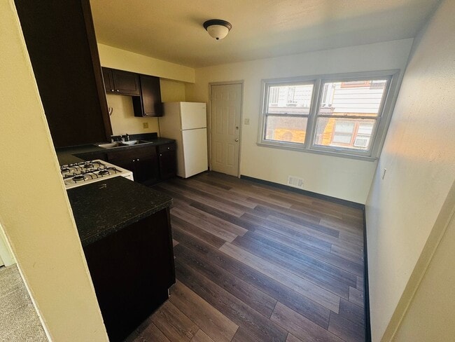 Building Photo - Pine Point Apartments – In the Heart of Waukesha