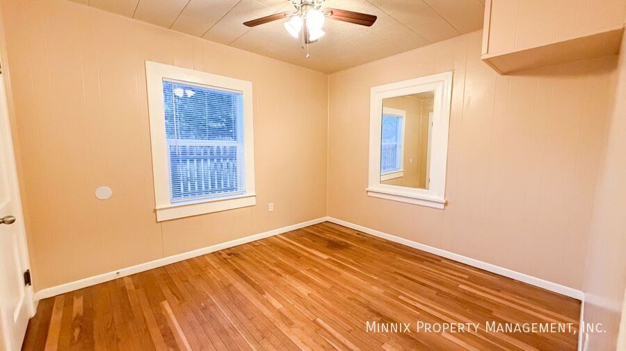 Building Photo - 2415 23rd St