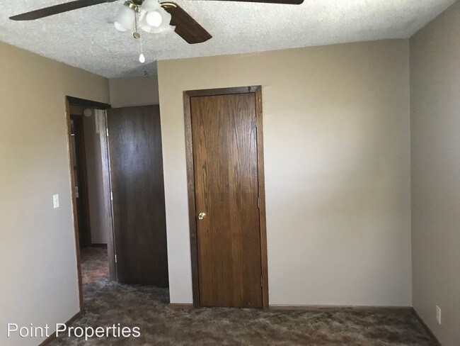 Building Photo - 2 br, 1 bath Apartment - 811 Lulu 813 Lulu