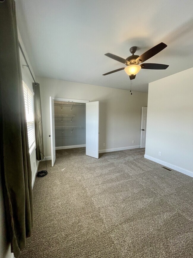 Building Photo - 103 Portico Street