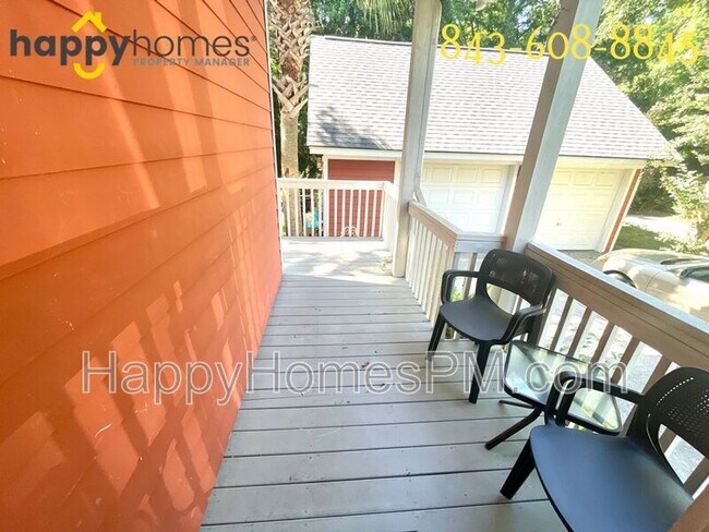 Building Photo - 1046 Blakeway St