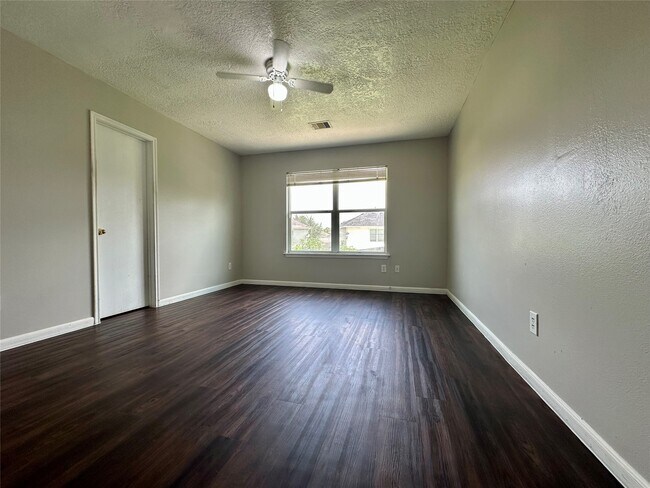Building Photo - 8607 Heather Bluff Ct