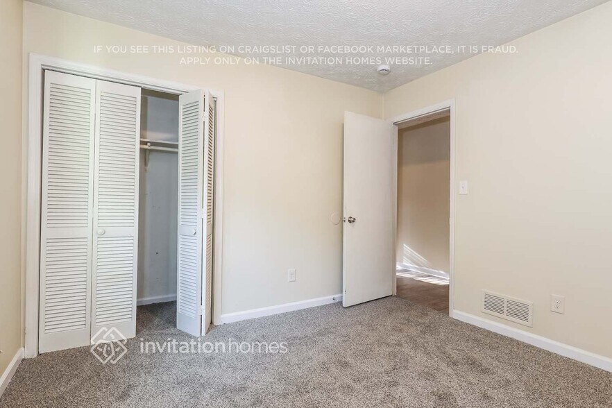 Building Photo - 65 Wagon Wheel Dr