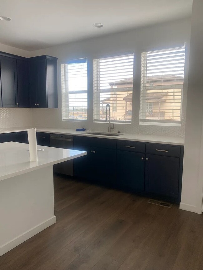 Building Photo - 11066 Shining Star Cir