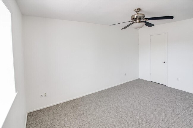 Building Photo - 9303 Hammerly Blvd