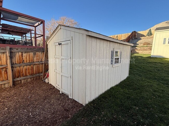 Building Photo - 2810 Bookcliff Ave