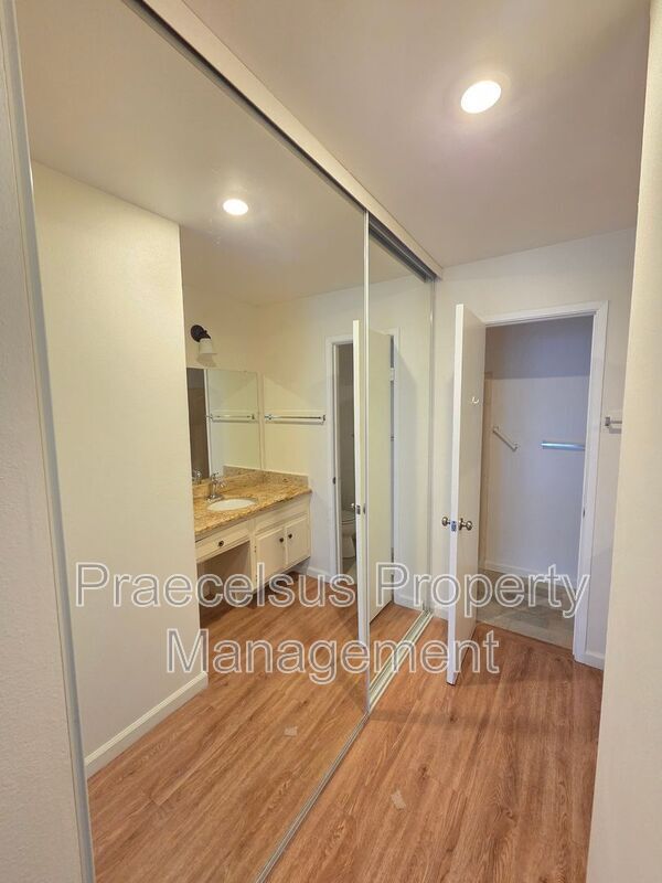 Building Photo - 7780 Margerum Ave