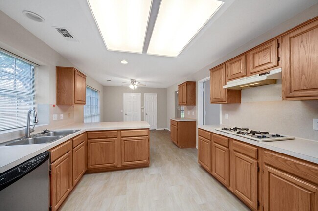 Building Photo - 3306 Cobblestone Creek Way