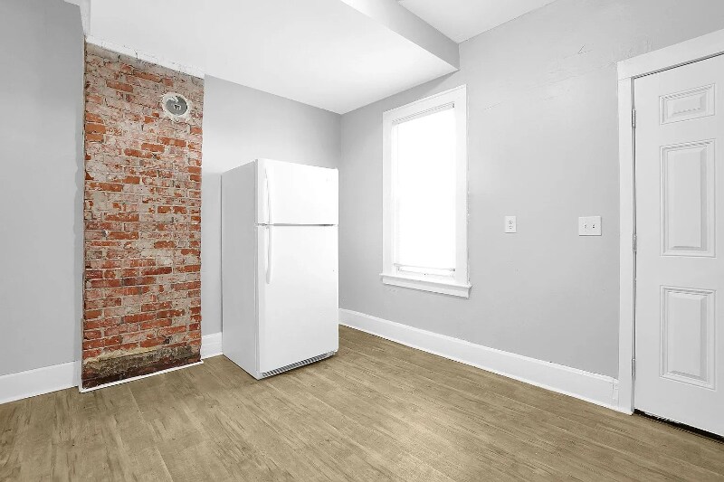 Building Photo - 1336-1338-1338 Sullivant Ave