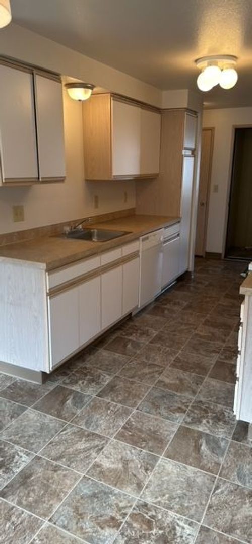 Building Photo - Ground level 1 bed 1 bath