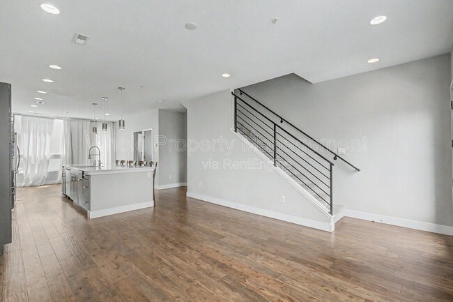 Building Photo - 5737 W 17th Ave