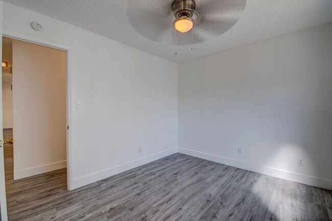 Building Photo - Status: Accepting Applications