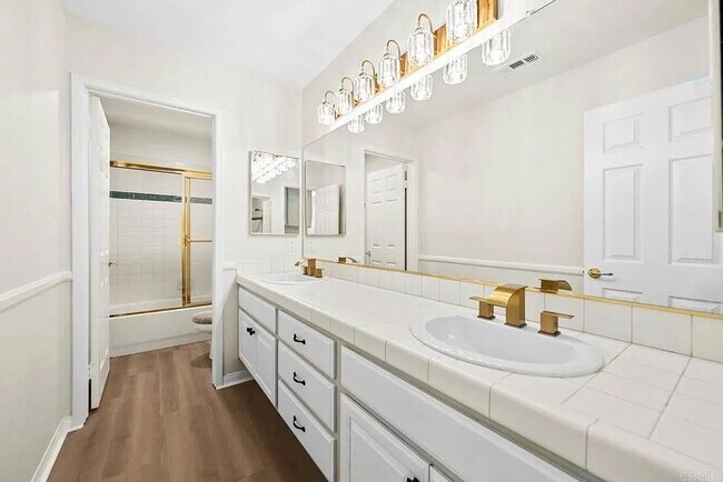 Building Photo - Beautiful Home in Murietta