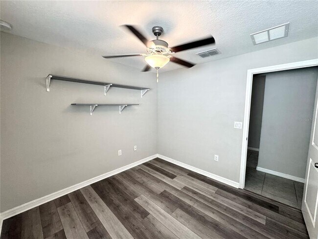 Building Photo - 929 Anchor Bend Dr