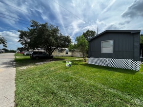 Building Photo - 18517 Prickley Ash Way