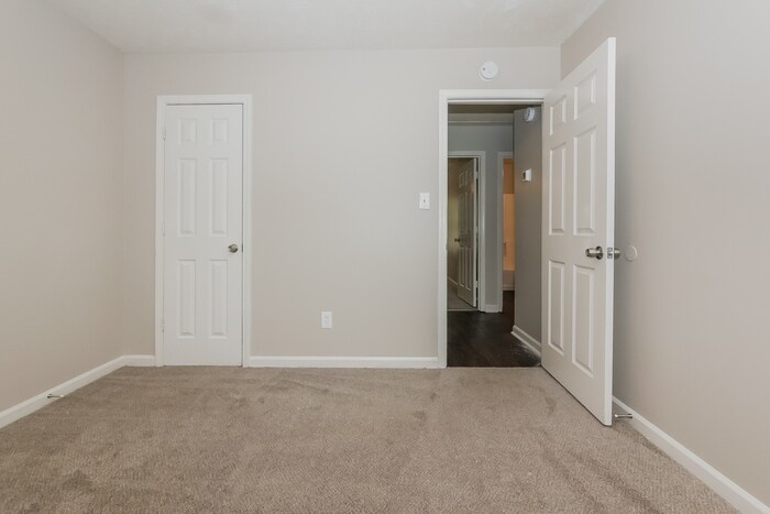 Building Photo - 8645 Garvey Dr