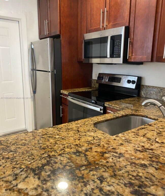 Building Photo - 340 84th St