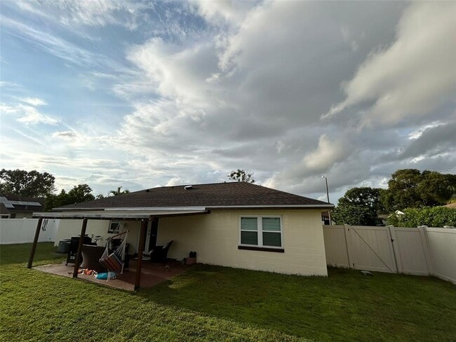Building Photo - 212 Mississippi Woods Ln