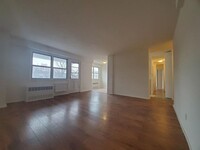 Building Photo - 2 bedroom in BRONX NY 10472