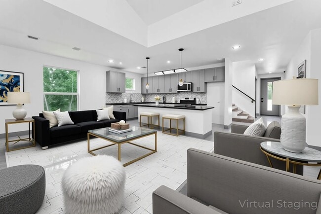 Building Photo - 90 Piping Rock Pl