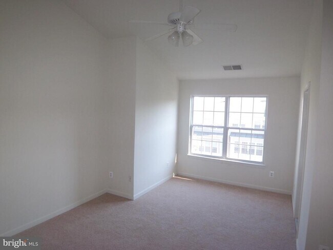 Building Photo - 11448 Abner Ave