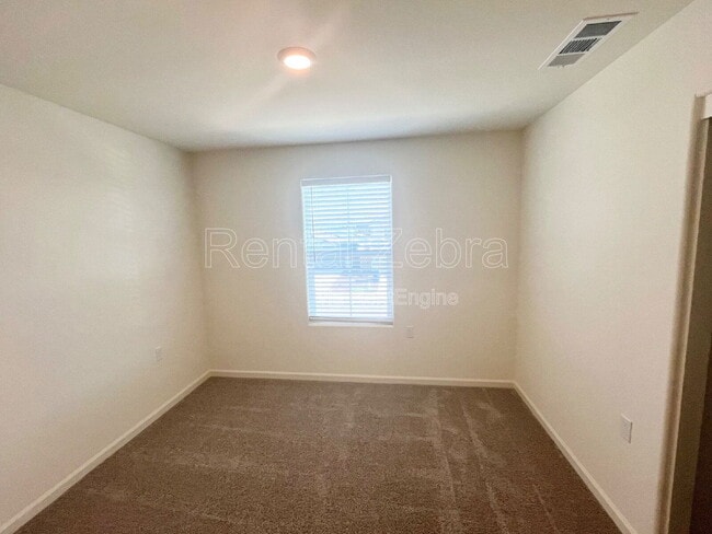 Building Photo - 333 Halisan Ct