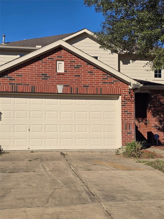 Building Photo - 3506 Lanesborough Dr