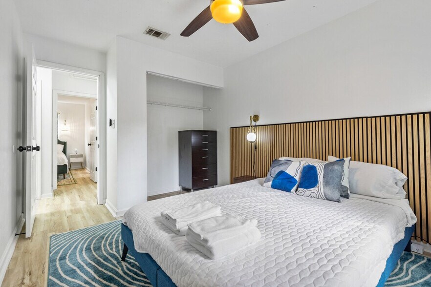 Building Photo - 1335 Nylic St