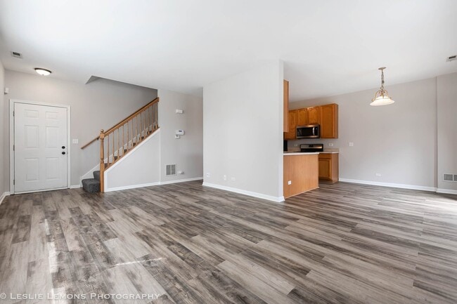 Building Photo - 4137 Blackstone Dr