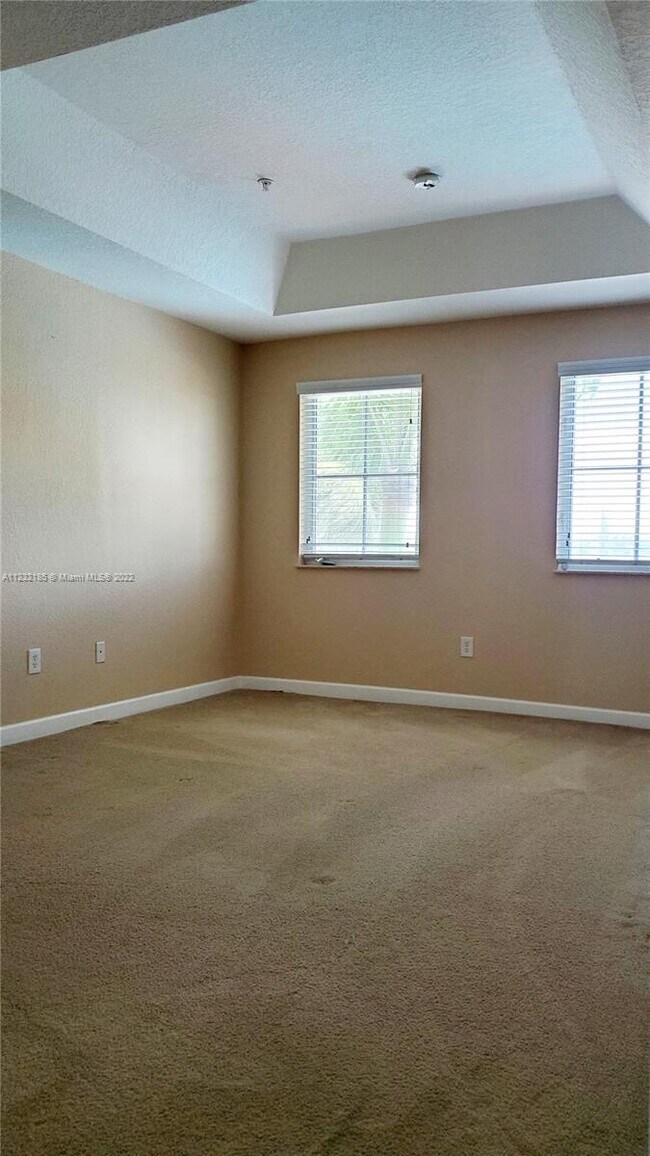 Building Photo - 4381 SW 160th Ave