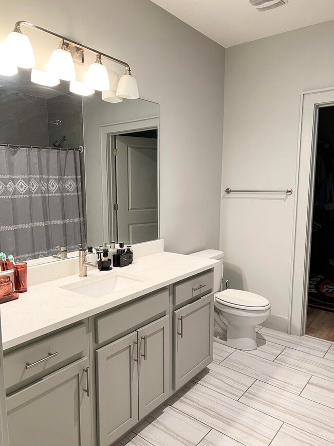 Building Photo - 2501 Bienville Blvd