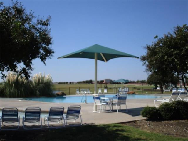 Building Photo - 3102 Flowering Springs Dr