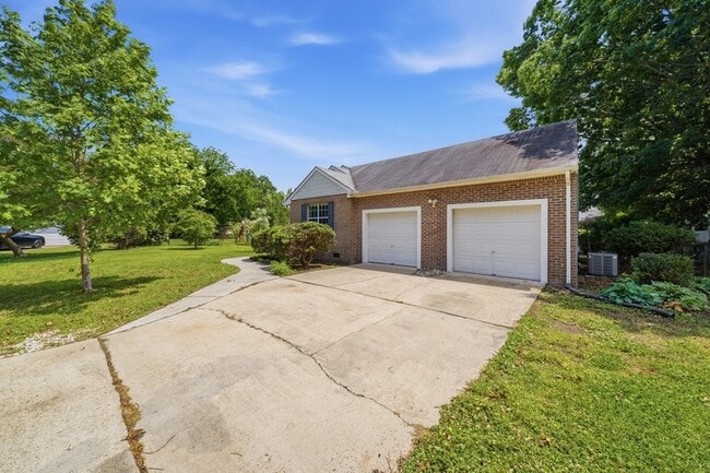 Building Photo - 4553 Shoshone Ct