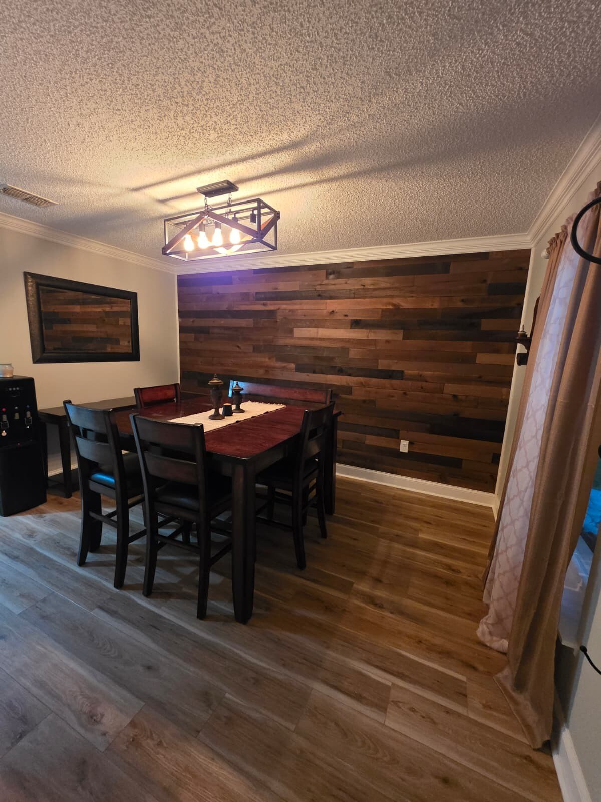 Building Photo - 2430 Canopy Dr