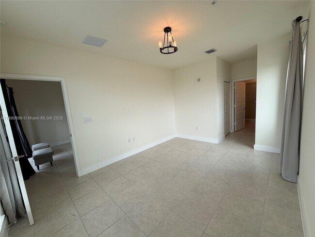 Building Photo - 8301 NW 41st St