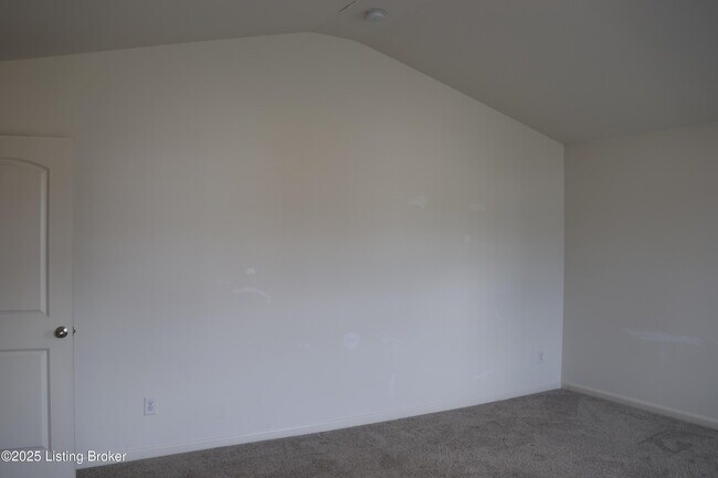 Building Photo - 11703 Parkview Pt