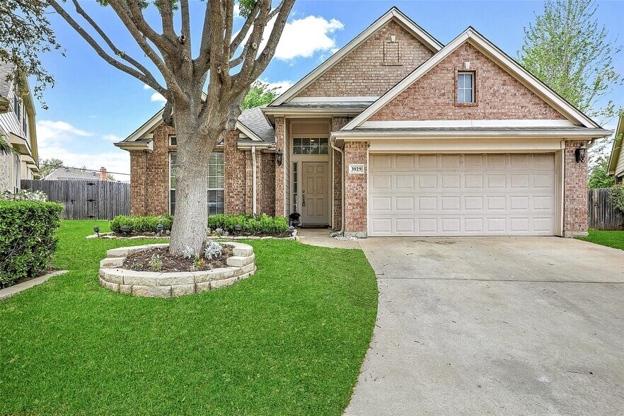 Building Photo - 3929 Autumn Ln