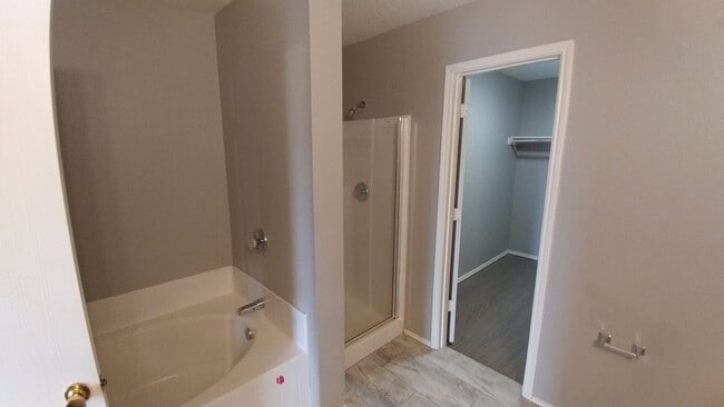 Building Photo - Location....Location....Location....section 8