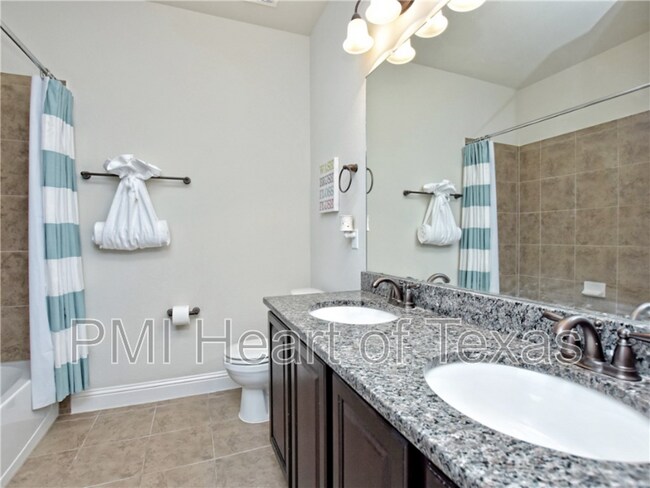 Building Photo - 2413 Grand Lake Pkwy