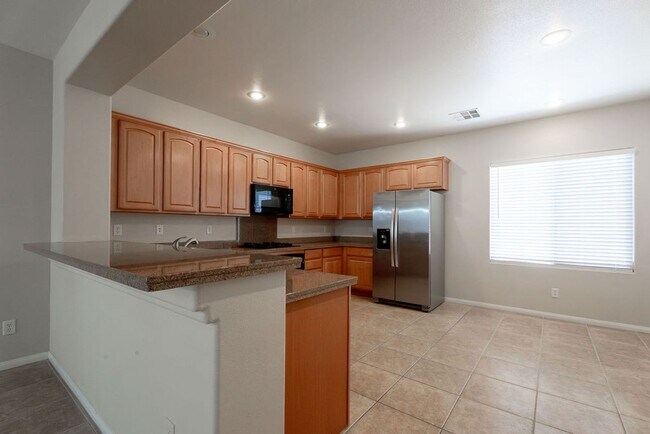 Building Photo - 4433 Weitzman Pl
